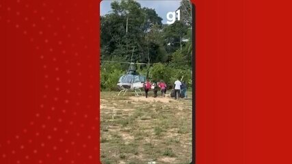Cacique indígena é resgatado após ser atacado por onça no interior do Amazonas Cacique indígena é resgatado após ser atacado por onça no interior do Amazonas