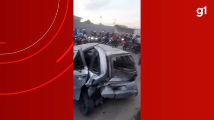 Briga de trânsito entre carro e moto deixa idosa morta em Manaus Briga de trânsito entre carro e moto deixa idosa morta em Manaus