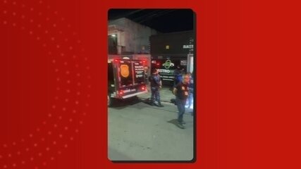 Suspeito de cometer assaltos é morto a tiros após ser perseguido por atirador em Manaus Suspeito de cometer assaltos é morto a tiros após ser perseguido por atirador em Manaus