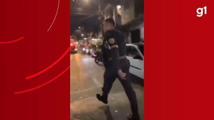 Policial é atacado por pessoas em confusão na Zona Oeste