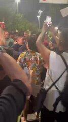 Vídeo mostra confusão com professores durante protesto na Ponta Negra, em Manaus