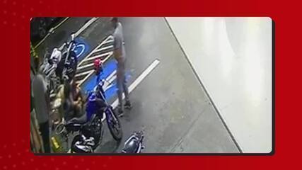 Vídeos mostram agressão de PM contra ex esposa