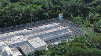 Presídio onde ocorreu fuga em massa no AM 
