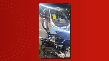 Enfermeiro morre e motorista fica ferido após acidente com micro-ônibus em Manaus