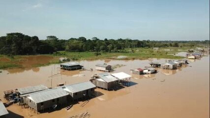 No AM, cheia dos rios inunda lavouras