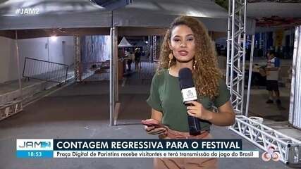 Praça Digital de Parintins recebe visitantes e prepara transmissão de jogo do Brasil
