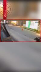 Motociclista cai em buraco e fica ferida na Zona Norte de Manaus